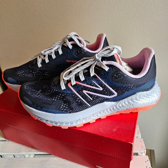 New! New Balance Womens trail run shoes (DynaSoft Nitrel), size 8.5 - Picture 5 of 8